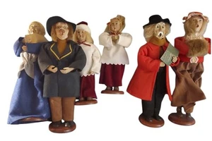 Vintage Carolers Set of 6 Christmas Holiday Carolers Family Singers Figurines  - Picture 1 of 3