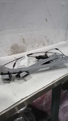 Passenger Power Window Motor Classic Style Fits 14-19 SIERRA 1500 PICKUP 527296 - Imagem 1 de 3