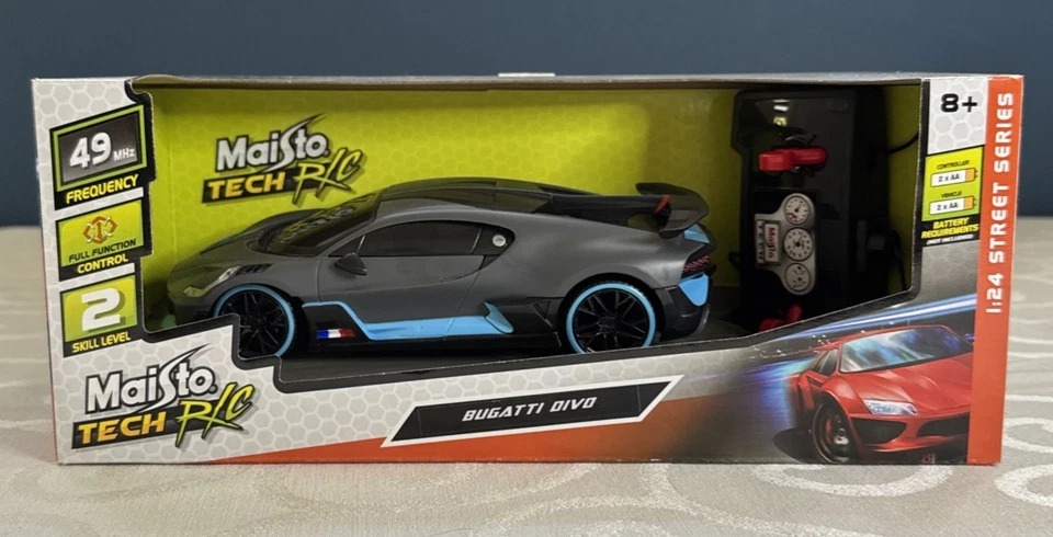 Coche con control remoto Maisto Tech R/C Bugatti Divo 1:24 Street Series gris/azul nuevo en caja Foto 1 de 4