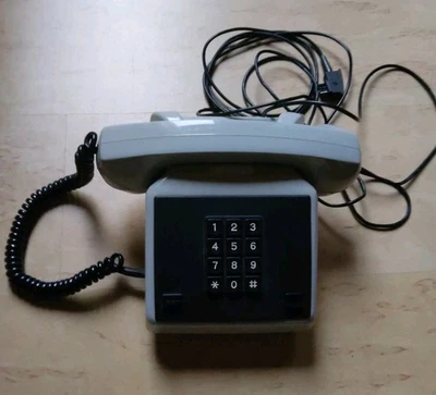 DDR Telefon Alpha Tasten BJ. 1989 - Bild 1 von 3