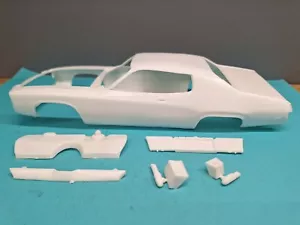 Revell AMT Ertl Monogram MPC 1/25 Scale Model 1974 Plymouth Road Runner Body - Picture 1 of 14