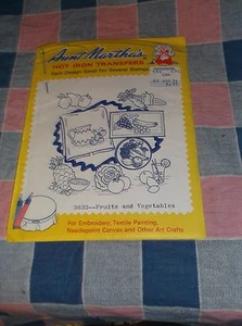 Aunt Martha's Hot Iron Transfers 3632 Fruits and Vegetables Appears Unused - Picture 1 of 1