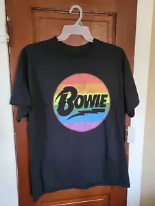 NUEVO CON ETIQUETAS BOWIE Para hombres L Negro David Bowie Arco Iris Manga Corta Cuello Redondo Camiseta - Imagen 1 de 3