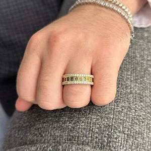 1.47ct Rainbow Sapphire, 1.75ct Diamond Gent's Ring set in 18k Yellow Gold - Picture 1 of 19
