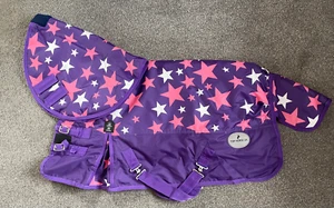 "NUEVA ALFOMBRA DE PARTICIPACIÓN PÚRPURA STAR 600D PESO PESADO 350GM MÁS CUELLO 4'9"" a 7'3" - Imagen 1 de 2