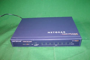 Netgear Prosafe VPN Firewall FVS 338 272-10138-03 8-port 10/100  *EXCL PSU* - Bild 1 von 2