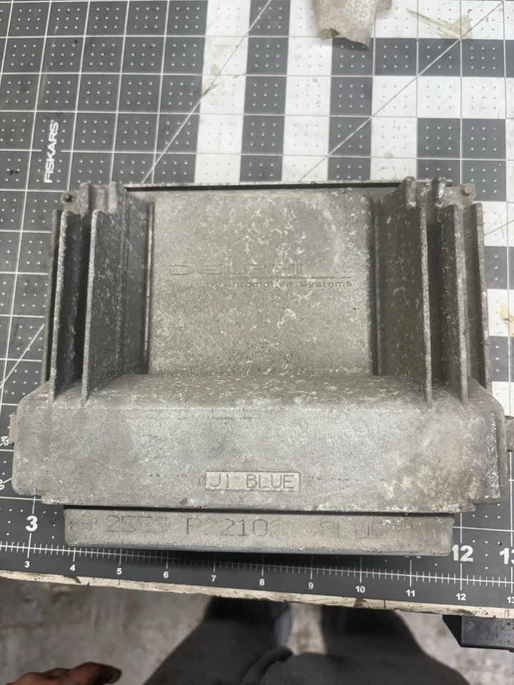 Chevy/GMC ECU/ECM YFXL 1999-2006 (Silverado, Tahoe, Suburban, Sierra, Yukon, YukonXL) Foto 1 de 3