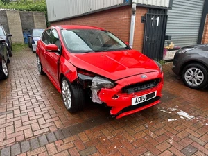 2015 Ford Focus 1.5 st line / SPARES OR REPAIRS / START & RUN. - Picture 1 of 7