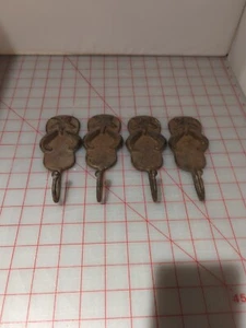4 braune Gusseisen Flip Flop Haken Wandhalterung - Bild 1 von 3