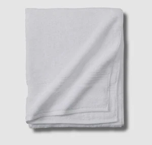 $35 Kassatex New York White Plain Cotton Bath Towel 30" x 58" - Picture 1 of 1