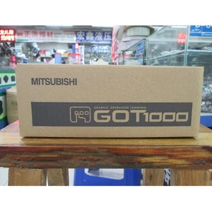 TOUCH PANEL GT1055-QSBD IN BOX New Mitsubishi Free Shipping - Picture 1 of 2