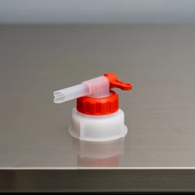 Fluxx AH 13 DIN 51 Dispensing Tap Spigot | 5 Liter Koch Chemie | 4 Liter CarPro - Image 1 of 2