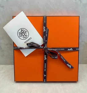 Neu Authentisch HERMES Store SHOPPING GESCHENKBOX + LOGOBAND + Quittungshalter UMSCHLAG - Bild 1 von 12