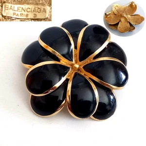 Spilla vintage Balenciaga Paris spilla placcata oro smalto gioielli floreali firmata 5 cm - Foto 1 di 14