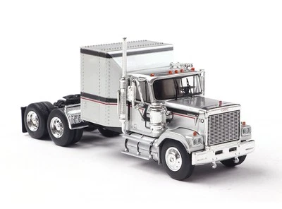 IXO GMC General 1980 - Silver w/ Black & Red Stripes 1:64 - Image 1 of 4