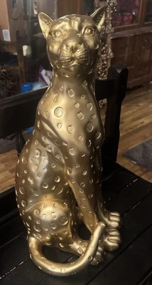 Estatua de guepardo, alto, dorado, escultura de leopardo decoración del hogar escultura de leopardo resina  Foto 1 de 4