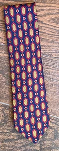 Corbata para hombre Echo 100 % seda estampado geométrico EE. UU. azul marino rojo dorado 56” L X 3,75” - Imagen 1 de 5