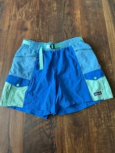 NEW Patagonia Outdoor Everyday Women's Shorts Bayou Blue Green SZ Medium - Picture 1 of 2