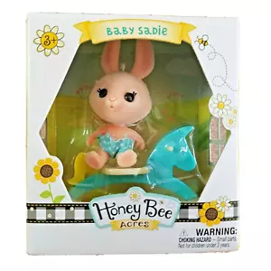 Honey Bee Acres Baby Sadie beflockt Hase Kaninchen Schaukelpferd Fuzzy Honigbiene - Bild 1 von 5