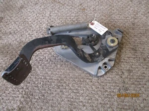 JOHN DEERE 5225 CLUTCH PEDAL BRACKET & PEDAL ASSY. #R210787 & SJ13058 USED ORIGI - Picture 1 of 9