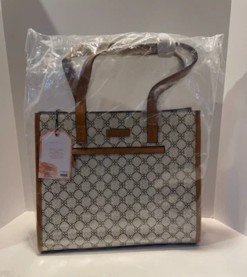 Amy Miller Signature Aeries Tote Bag 11.5" sides 13" X 3.5" base - Image 1 of 4