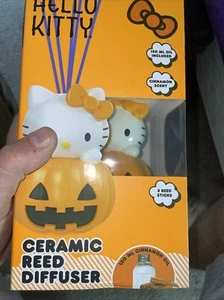 Hello Kitty Halloween Pumpkin Reed Diffuser - Cinnamon Scent - Picture 1 of 3