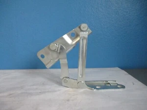 Skoda Fabia Mk2 Motorhaube Scharniere Vorne Rechts  6Y0823302A (33SCH) - Picture 1 of 4