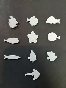 2015 Finding Dory Operation Game Replacement Pieces Parts 10 Plastic Fish White - Picture 1 of 3