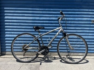 Raleigh C30 Hybrid Bike 16” Aluminum 21 Speed Shimano 700c Suspension - Picture 1 of 20