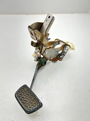 Toyota Tundra 2014-2021 - Pedal de freno de estacionamiento con sensor y soporte OEM Foto 1 de 3