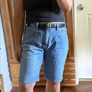 Vintage Levis 505 Relajado Calce Clásico Hasta la Rodilla Corta. Talla 33 - Imagen 1 de 9