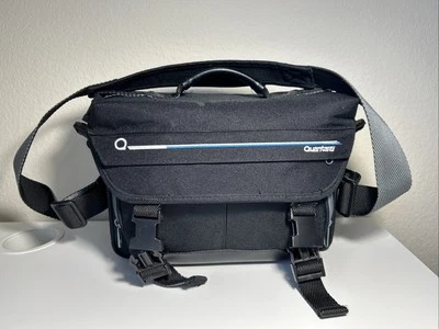 Quantaray Black Canvas Camera Camcorder Carry Shoulder Bag Large 12 X 9 X 5 - Image 1 of 4
