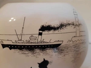 Parastone Vase Le Trio Oval Cats & boat vase DUB 101 Albert Dubout 2013 - Picture 1 of 3