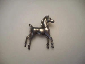 VERY NICE VINTAGE STERLING SILVER PONY/HORSE PIN/BROOCH - Picture 1 of 4