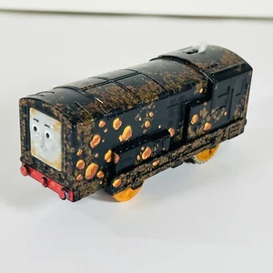 Dieseltunnelsprengung Thomas der Zug motorisierte Panzerlok Trackmaster Friends - Bild 1 von 13