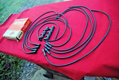 61 62 63 64 65 66 FORD & MUSTANG & MORE JUEGO DE CABLES BUJÍAS FORD V8 AUTOLITE NOS Foto 1 de 4