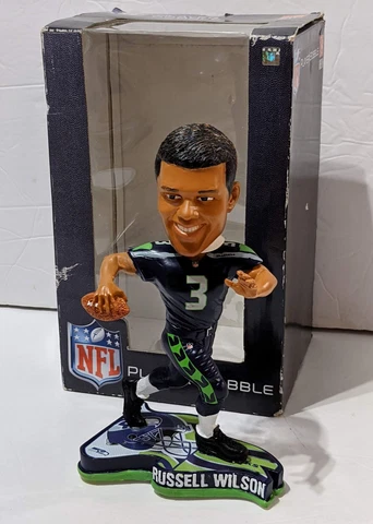 7" NFL Player Bobble - Seattle Seahawks Russell Wilson EUC Cover