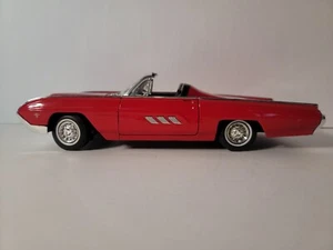 Anson 1963 Ford Thunderbird 1:18 Red - Picture 1 of 6