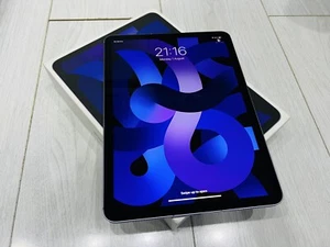 Celular Apple iPad Air 5ta Generación 10.9" 2022 M1 - 64 GB WiFi y 5G Desbloqueado - Púrpura - Imagen 1 de 4