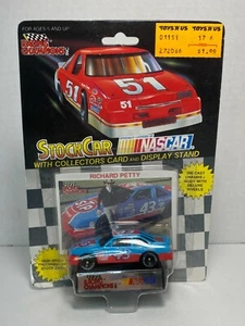 NASCAR Racing Champions 1991 Richard Petty #43 coche de stock con tarjeta de coleccionista - Imagen 1 de 12