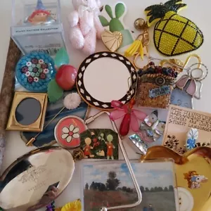 Women’s Junk Drawer Lot Trinkets Jewelry Bookmarks Paperweight Compact Gifts - Picture 1 of 11