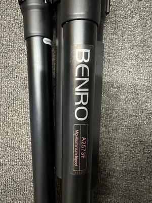 Trípode Benro A2573F con cabezal fluido S6 (falta mango de sartén) Foto 1 de 4