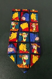 Vintage Disney & "Winnie the Pooh" with Tigger & Eeyore Necktie / 100% Polyester - Picture 1 of 12