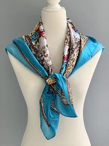 Damen Blumenmuster Satin Blau Quadrat Schal Halstuch Halstuch Tuch Kopftuch Tücher - Bild 1 von 11
