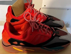 Adidas Yeezy Boost 700 HIRERD RED HQ6979 gebraucht Größe 14,5 (einmal getragen) - Bild 1 von 10