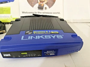 LINKSYS Wireless-G 2.4 GHz Broadband Router Model #WRT54G - Picture 1 of 16