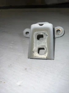 2008 - 2020 DODGE GRAND CARAVAN FRONT LEFT DOOR LOWER HINGE 68030377AC WHITE - Bild 1 von 8