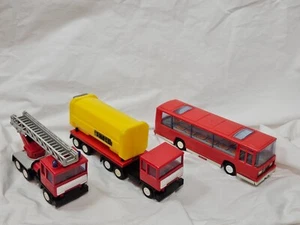 LN - Grip Bison Spielzeug LKW Set / Bus Öl / Shell Gas / Kran / Reibmotoren - Bild 1 von 12