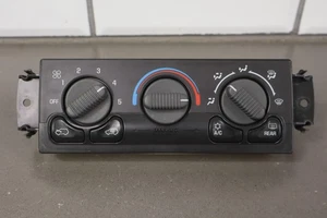 99-02 Chevy Silverado 2500HD Temperature Climate Control Rear Defrost 15054698 - Picture 1 of 13