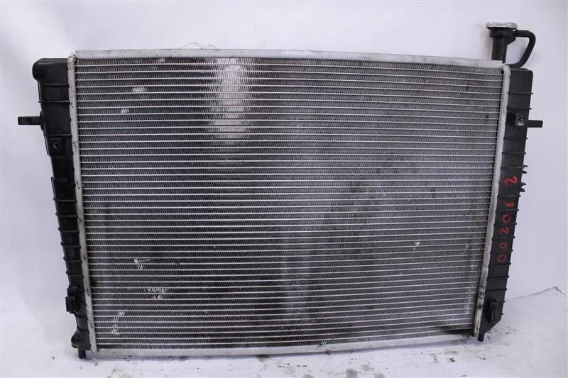 RADIATOR Hyundai Tucson Kia Sportage 05 06 07 08 09 10 AT 1288383 Foto 1 de 4